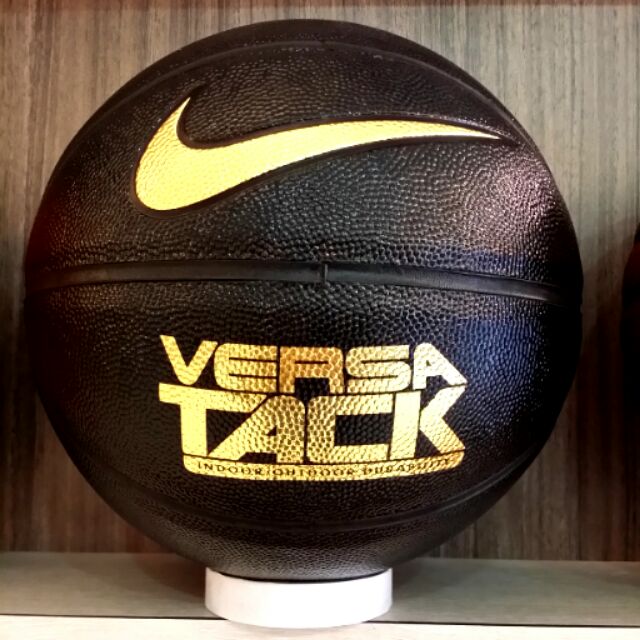 Nike versa tack basketball black and gold online