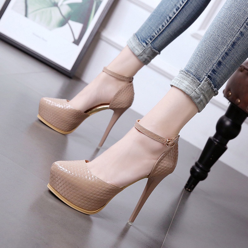 High heels shopee outlet