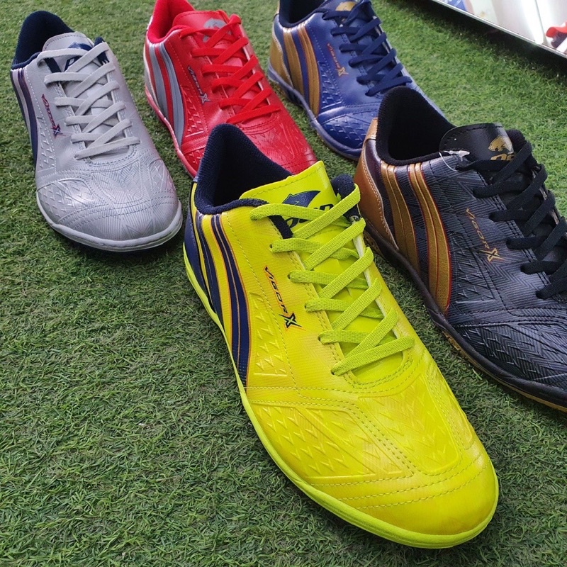 kasut futsal pan