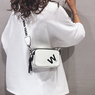 2022 New Embroidered Small Square Bag Chain Messenger Bag Fashion Shoulder  Bag All-match Small Wallet Mobile Phone Bag - Shoulder Bags - AliExpress