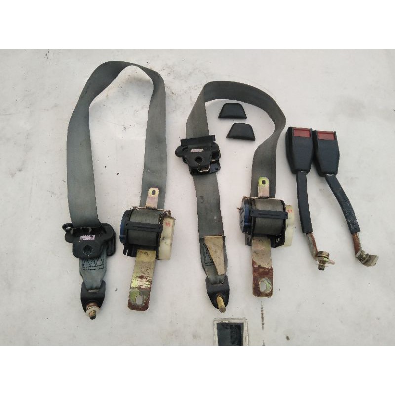 Nissan shop seat belt