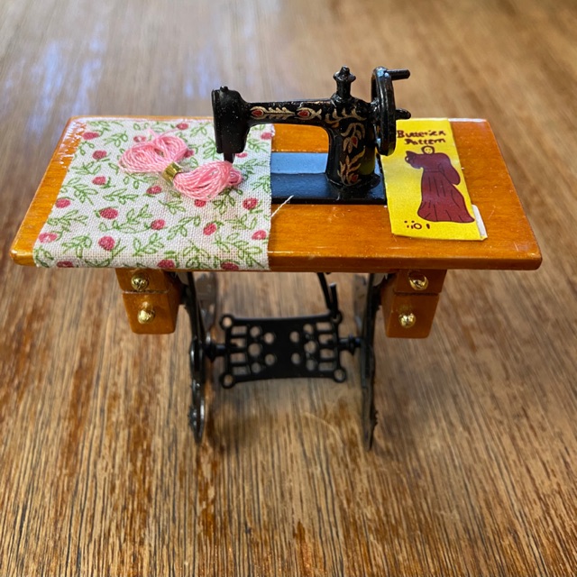 Decorative sewing machine model | Shopee Malaysia
