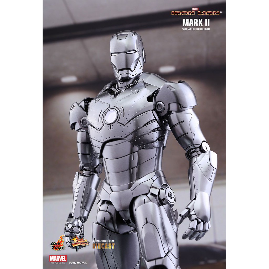 Iron man cheap 2 hot toys