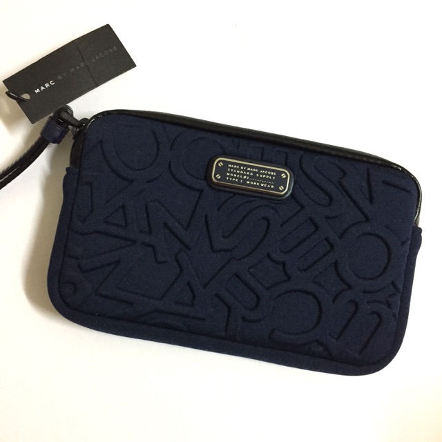 Marc jacobs wristlet hot sale