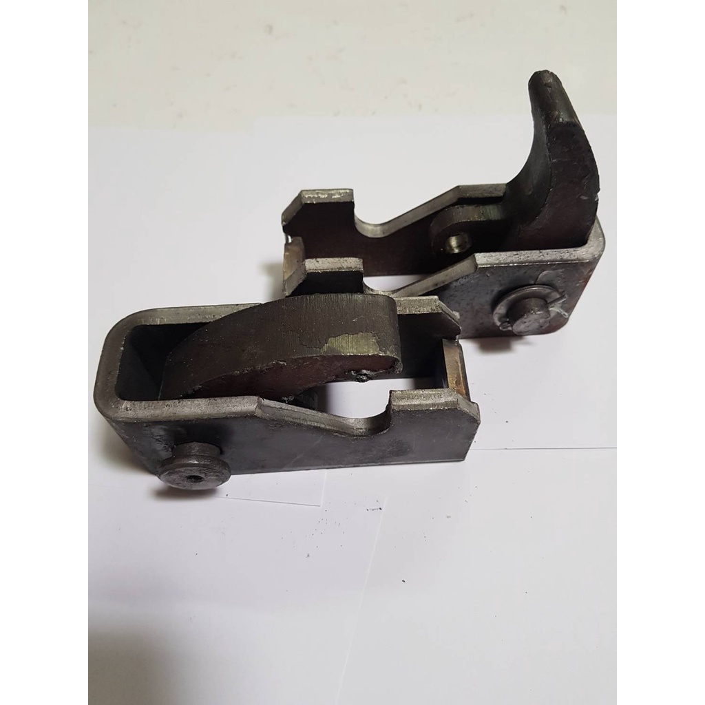 Bottom Lock For Parrots (Dumper Parrot Mouth Dump Truck Parts Steel ...