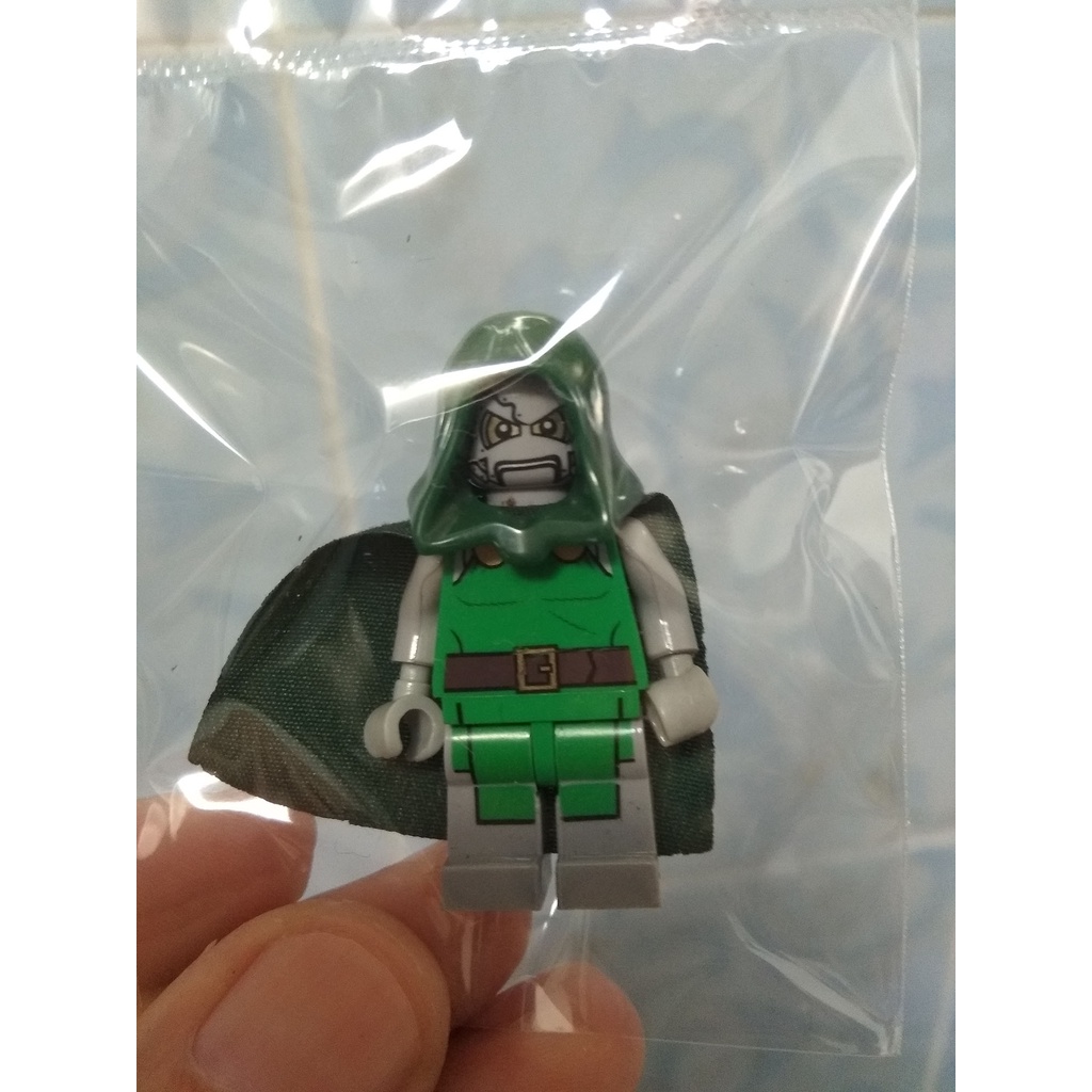 Doctor discount doom minifigure