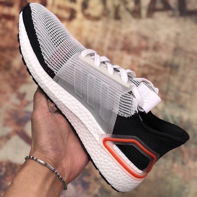 Adidas UltraBoost 19 UB 5.0