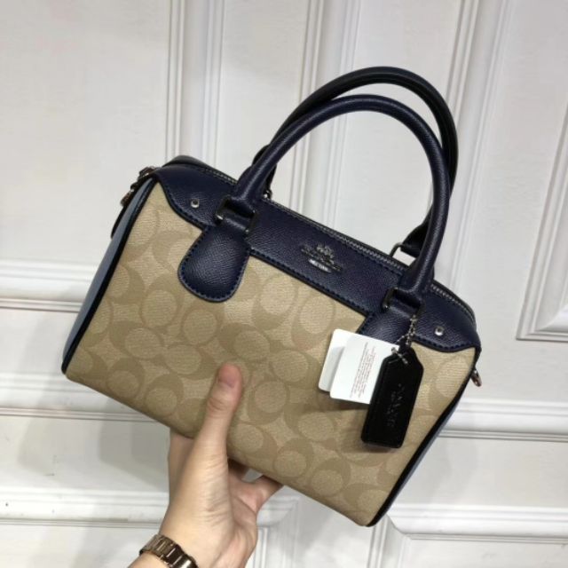 Coach bennett best sale bag size