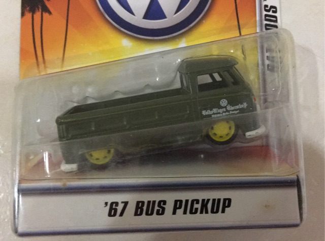 Hot wheels Volkswagen 1:50 Scale '67 Bus Pickup | Shopee