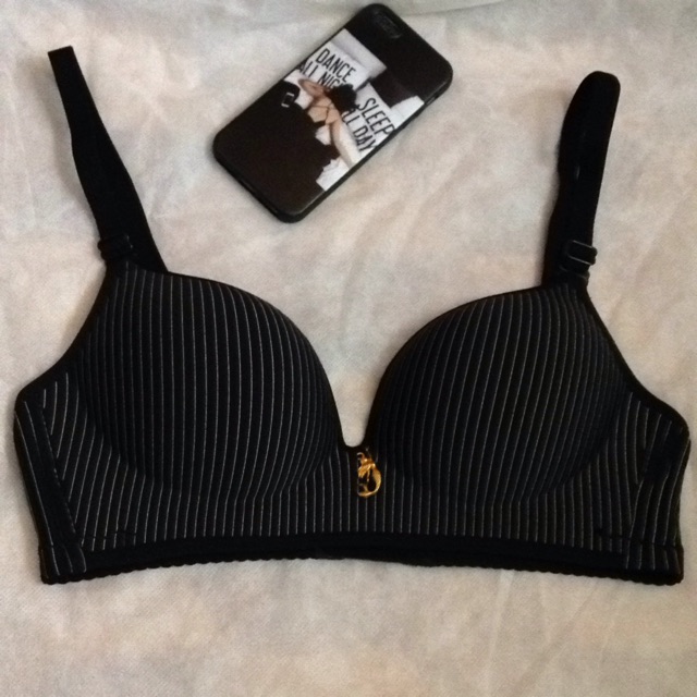 SOLD OUT ‼️Ready stock 👙BRA size 32/70 A