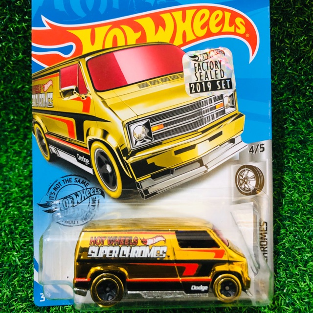 Hot wheels custom 77 dodge van hot sale super chrome