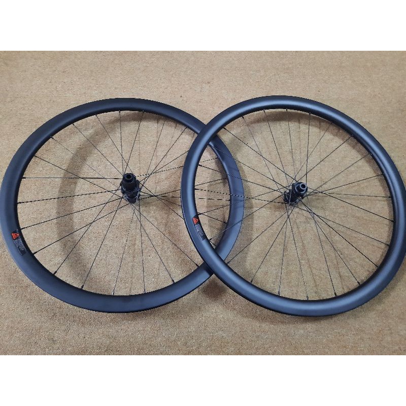 build your own carbon wheels