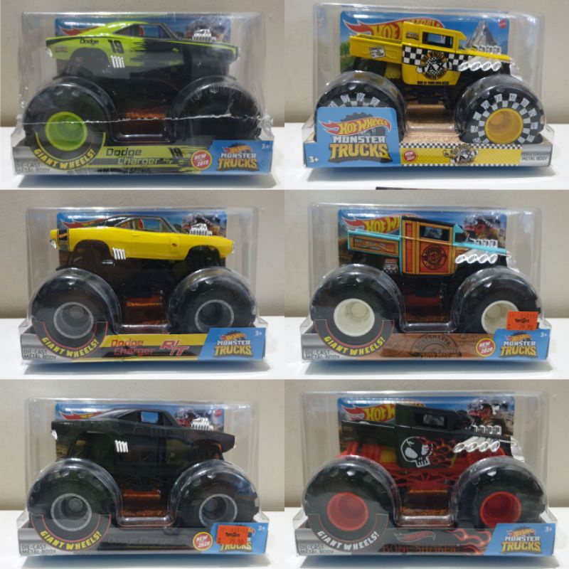 Hot Wheels Monster Trucks Oversized Bone Shaker, Die-Cast Toy Truck in 1:24  Scale 