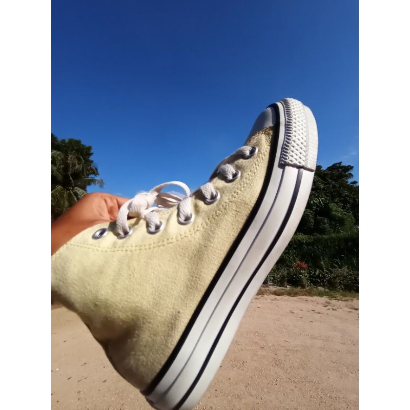 kasut converse warna cream cun Shopee Malaysia