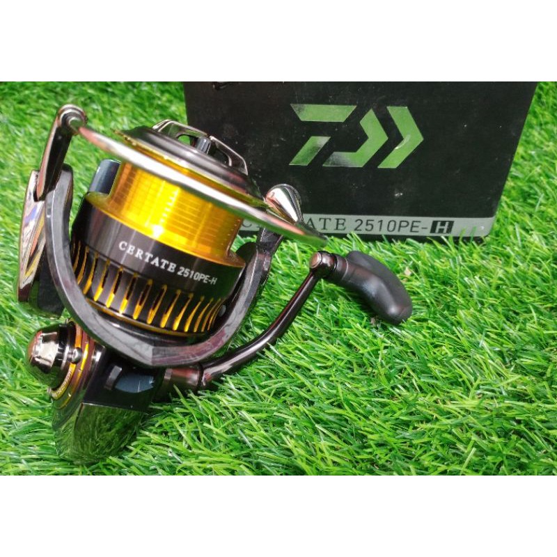 Daiwa Certate 2510PE-H 6.0:1 Spinning Fishing Reel - CERTATE2510PE-H G 