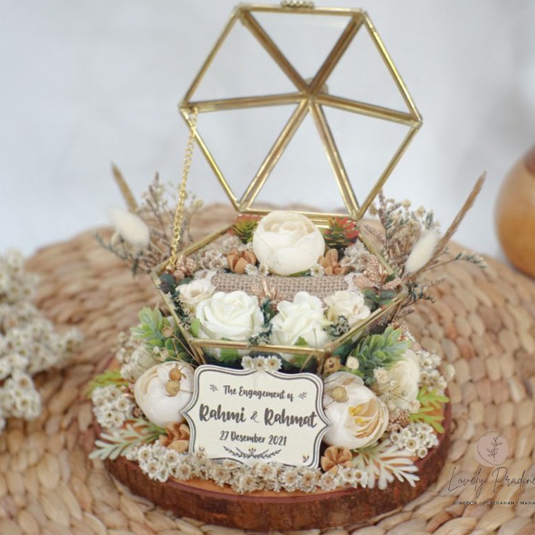 ENGAGEMENT RING BOX FOR WEDDING PROPOSAL Ring BOX TERRARIUM RUSTIC  HEXAGON GIFT by LOVELY PRADINE