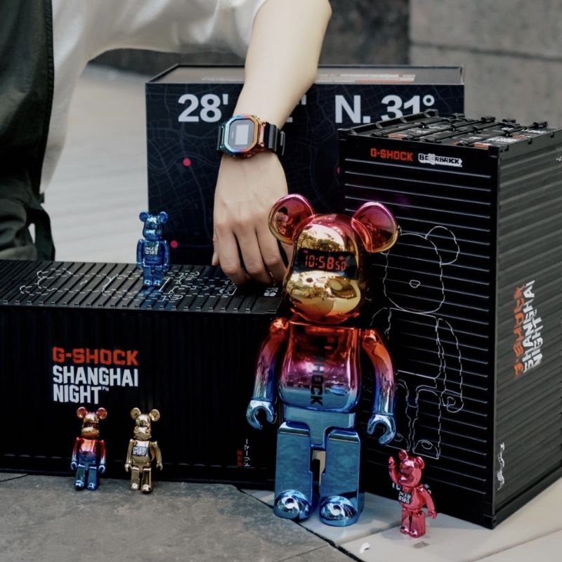 ベアブリック　G-SHOCK 400% ベアブリック BE@RBRICK G-SHOCK 400% 28センチ - メルカリ
