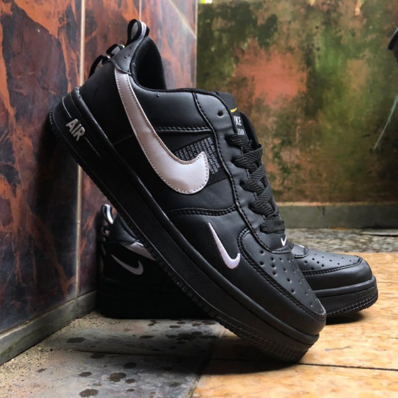 MERDEKA SALE NIKE AIRFORCE 1 LV8 UL BLACK WHITE Shopee Malaysia