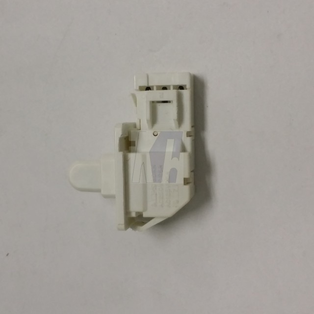 SHARP REFRIGERATOR DOOR SWITCH | Shopee Malaysia