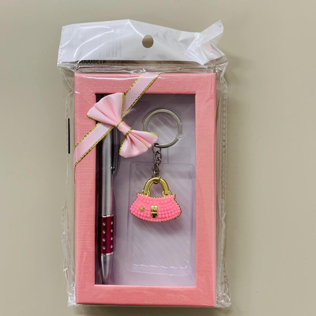 Gift Box Set Pen & Keychain Shopee Malaysia