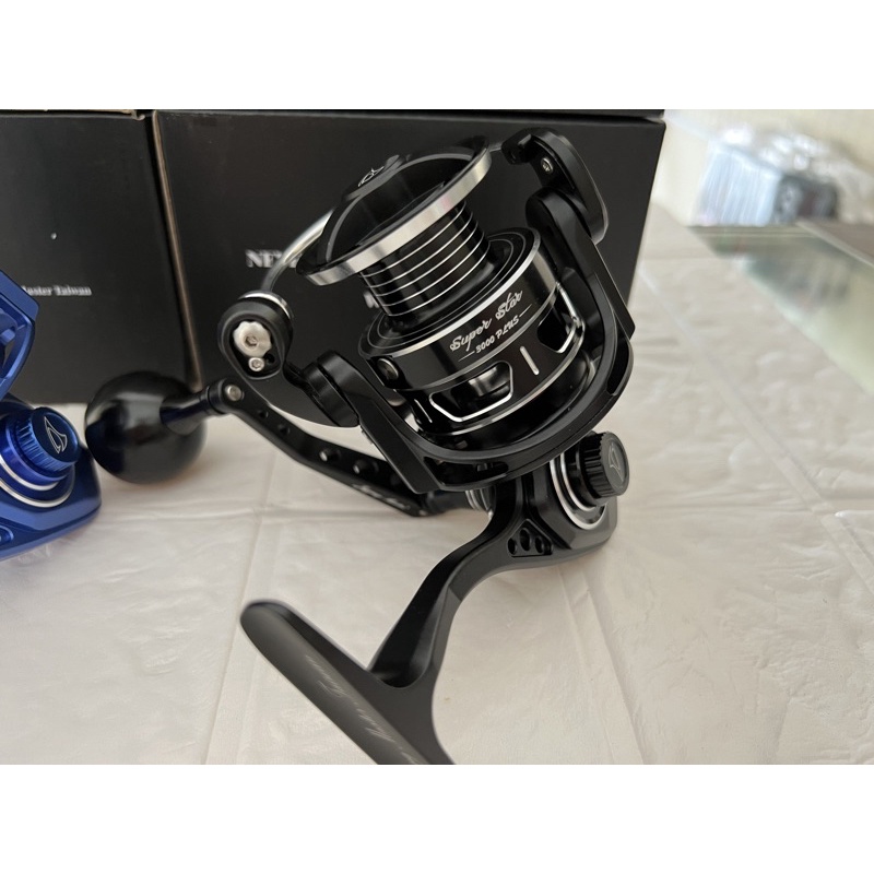 Moulinet De Pêche JIGGING MASTER Ultimate SUPER STAR 3000XH - Bleu/Argent - Neuf Sous Emballage