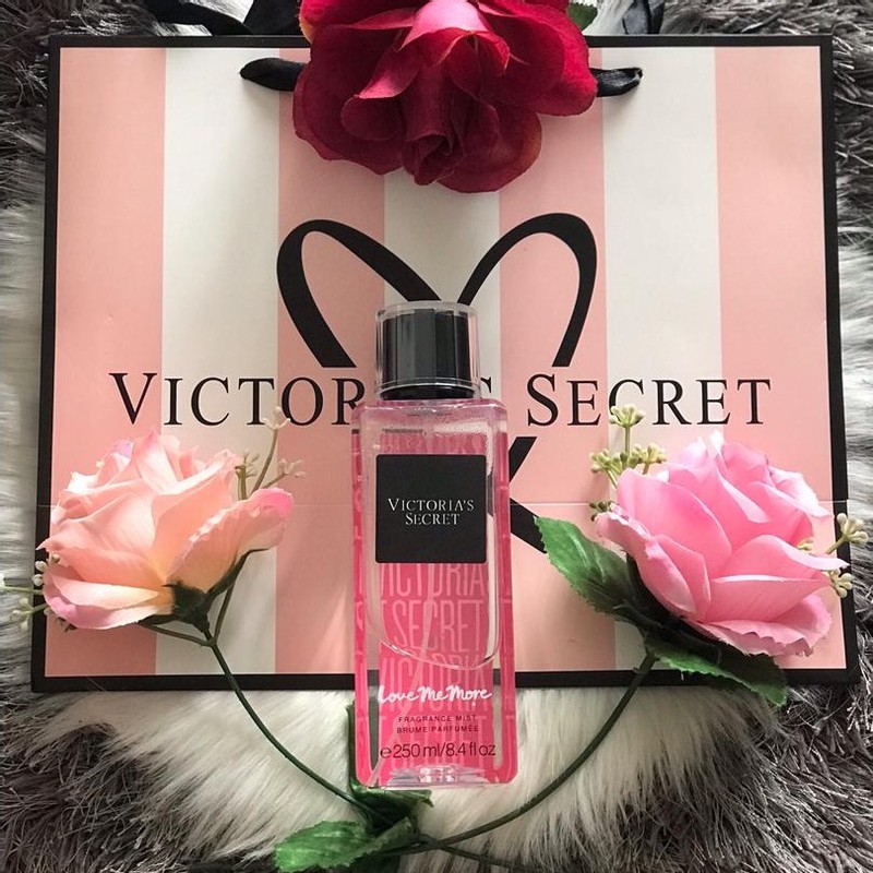 Victoria Secret Love Me More Body Mist 250ml Shopee Malaysia