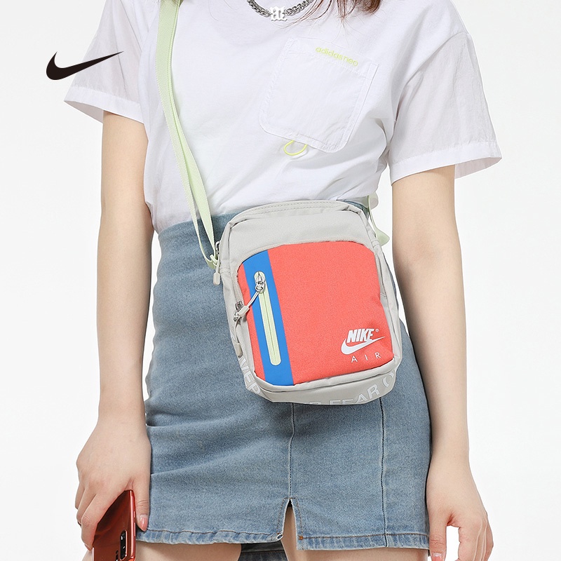 Nike sport hot sale crossbody bag