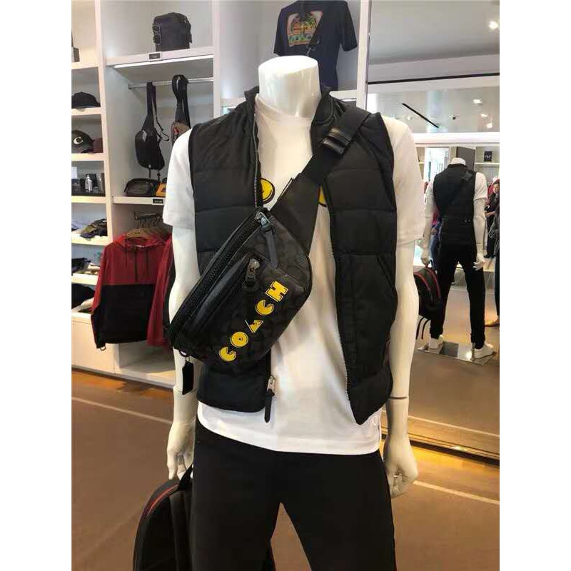 CH 72924 100 C Brand sling bag man Pacman fashion classic chest bag