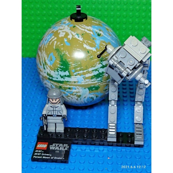 LEGO AT-ST & Endor - LEGO set #9679-1 (Building Sets > Star Wars ...