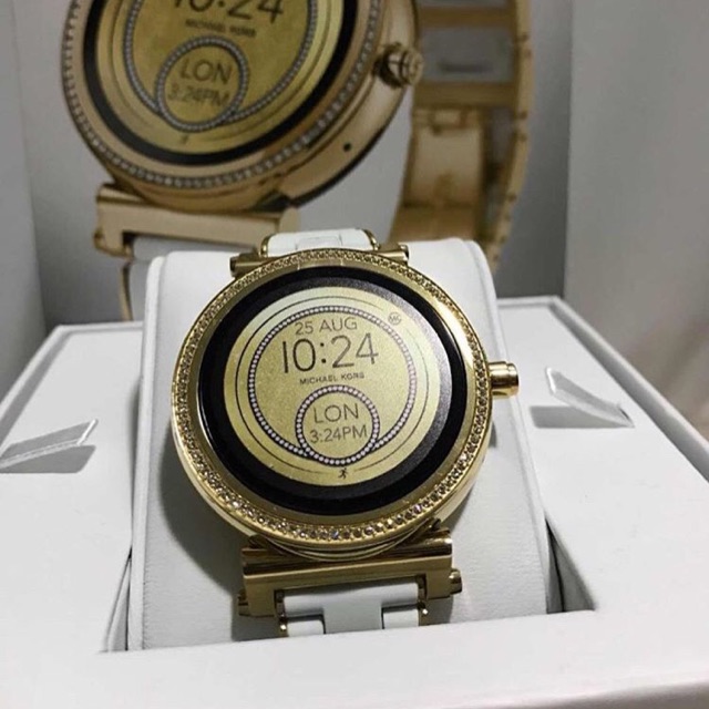 Michael kors hot sale smartwatch mkt5039