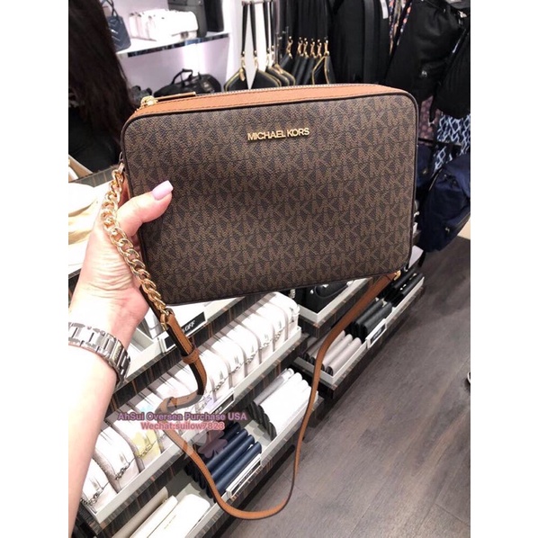 Jet set item hot sale crossbody michael kors