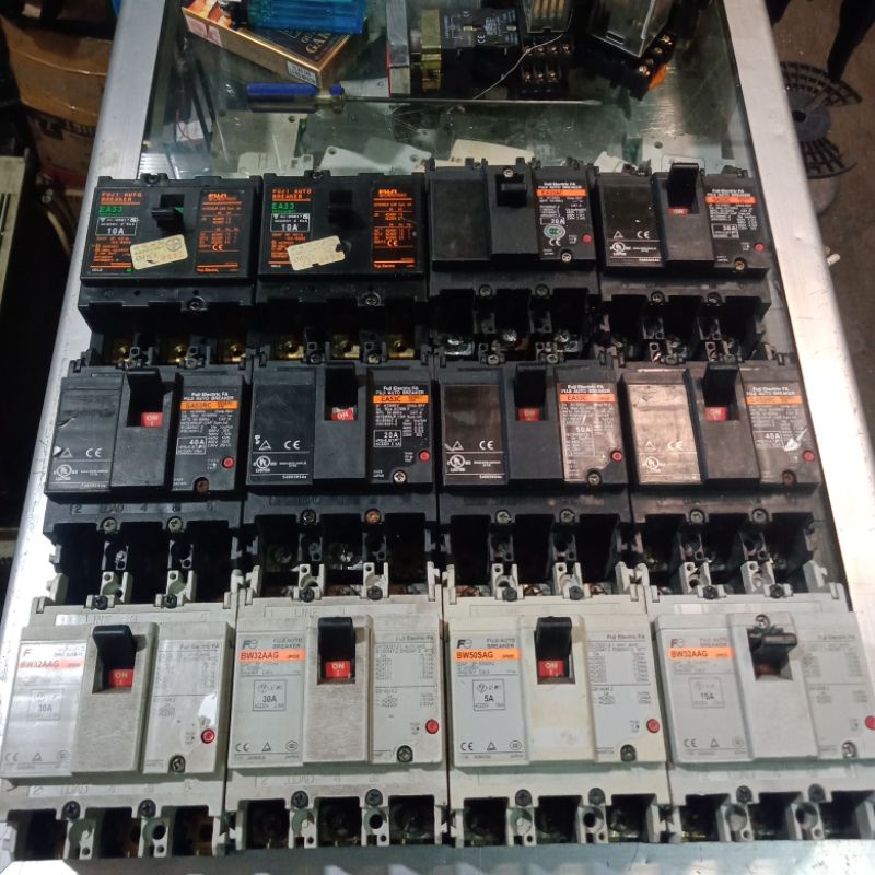 Mccb nfb breaker fuji 5a 10a 20a 30a 40a 50a | Shopee Malaysia