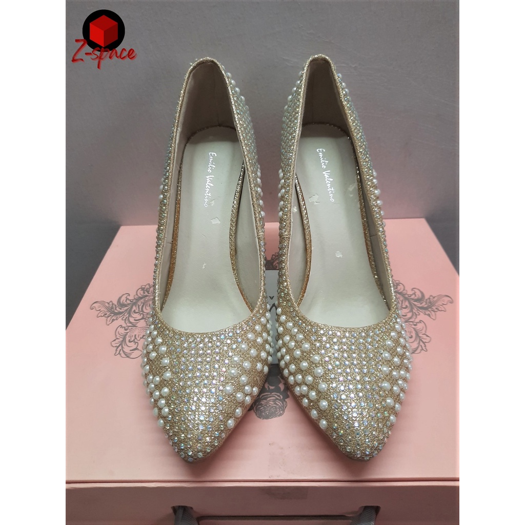 Emilio Valentino Signature Shoes Authentic High heeled shoes Second hand products Beige Gold Color Heels