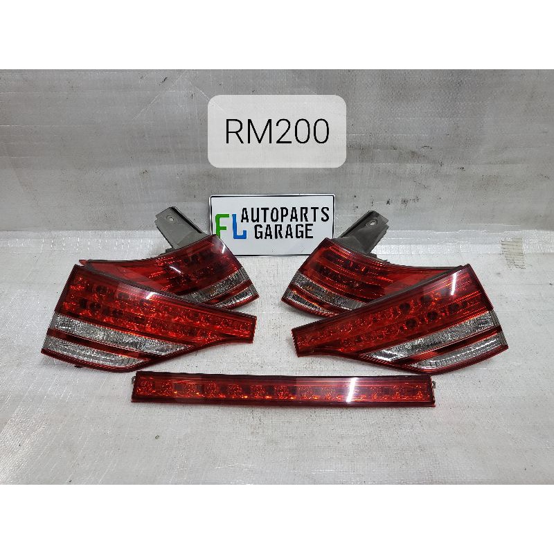 Original Japan Used Toyota Estima Tail light | Shopee Malaysia
