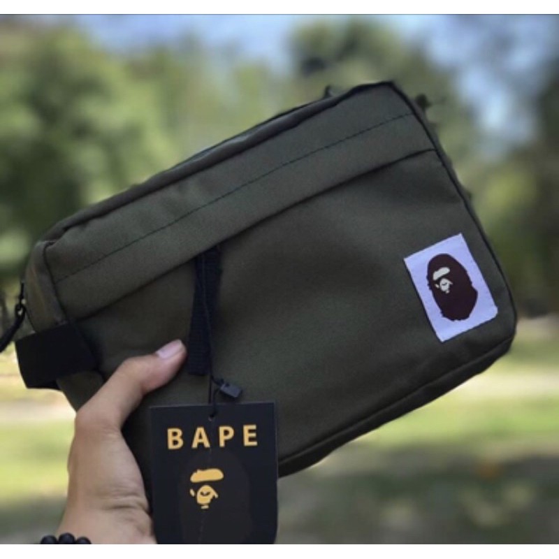 Bape deals clutch bag