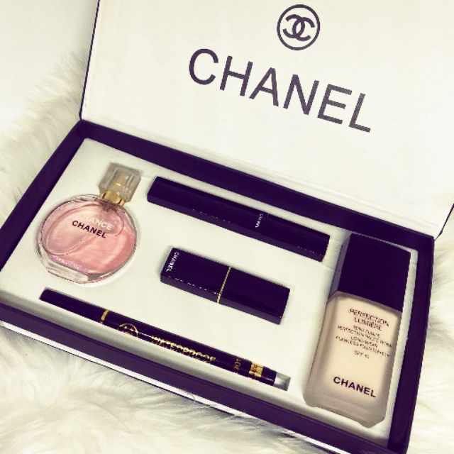 CHANEL set 5 in 1 make up perfume box gift set 🤩🤩