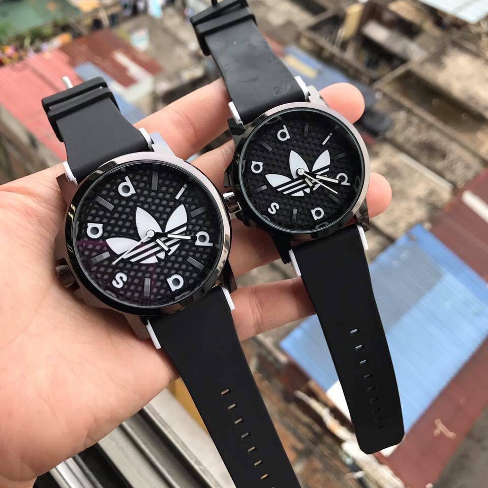 Foto jam 2025 tangan adidas couple