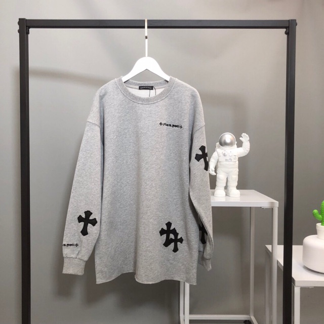 Chrome deals hearts sweater