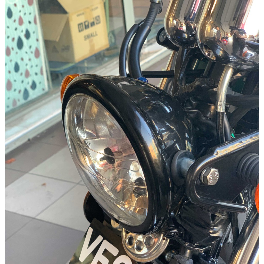 5-Inch Motorcycle Headlight – Black For Cruiser Chopper Bobber XL Cafe Racer