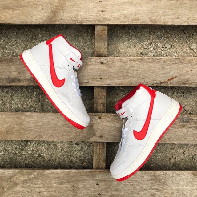 NIKE AIR MAX AIR JORDAN 1 Red White