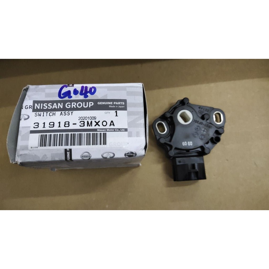 ORIGINAL NISSAN ALMERA INHIBITOR SWITCH / GEAR BOX SWITCH / GEAR BOX