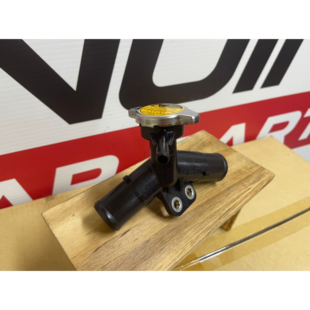 Toyota Original Radiator Pipe Joint With Radiator Cap "Water Filler