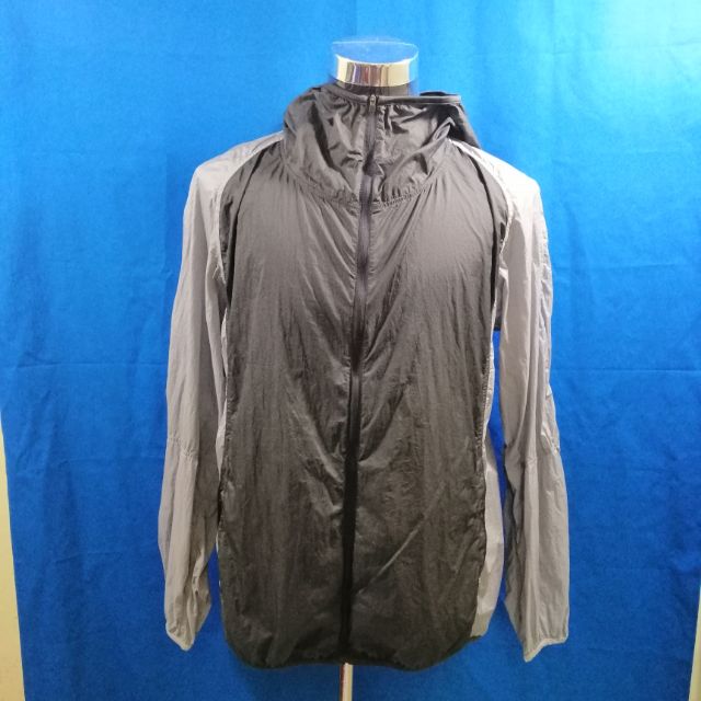 Windbreaker hotsell uniqlo malaysia