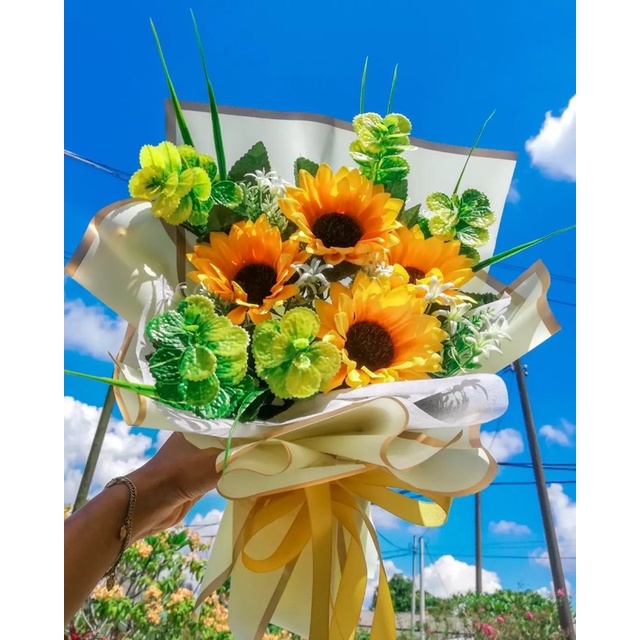 DIY SunFlower Bouquet For Graduation Convocation Birthday Party