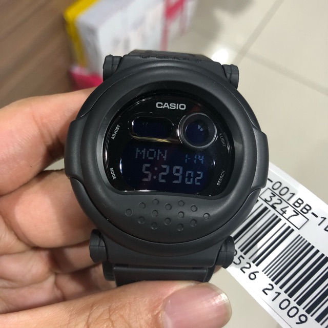 G shock outlet all black matte