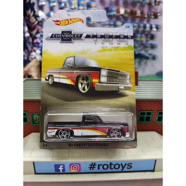 Hot Wheels Then And Now '83 Chevy Silverado 1:64 - HTC73 - Pickup Truck GM - Mattel 2024
