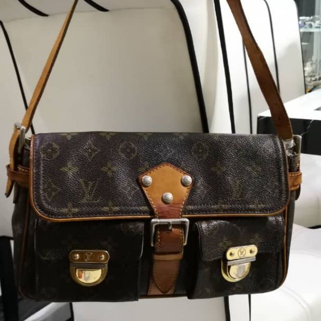 Second hand LV bag Vintage Monogram Shoulder 100 Genuine leather Shopee Malaysia