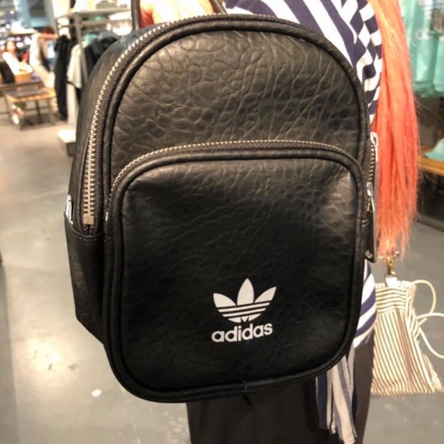 Adidas originals classic outlet mini faux leather backpack