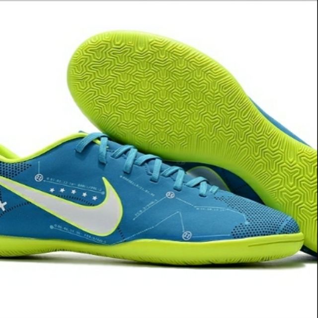 kasut futsal nike mercurial