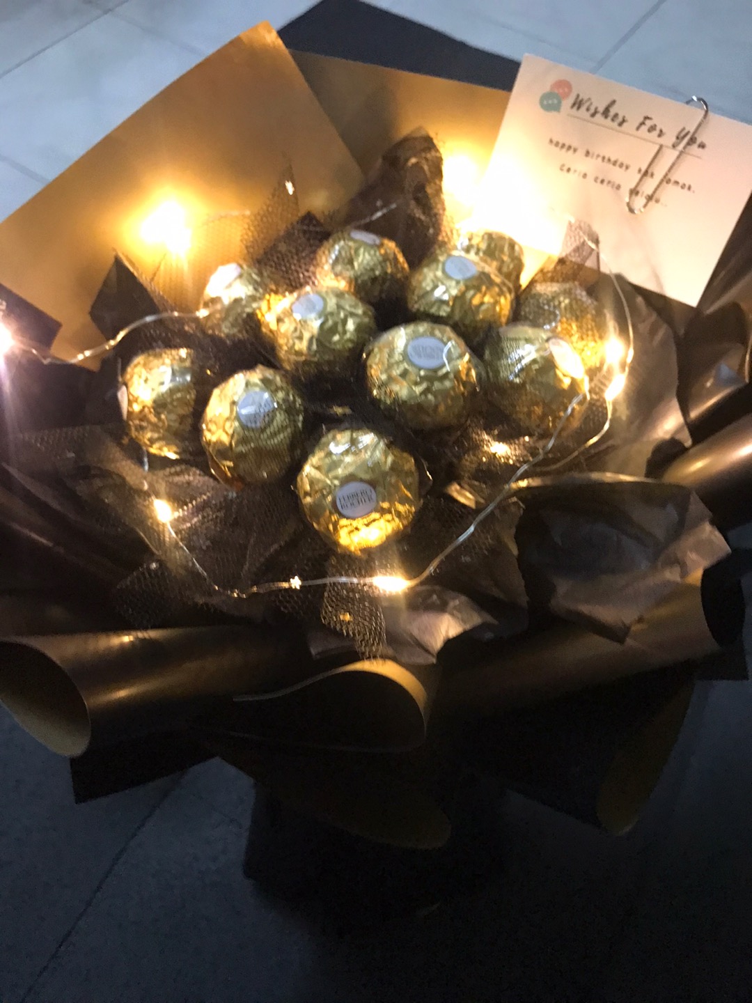 Anniversary Chocolatier – Anniversary Balloons Chocolates FloryGift
